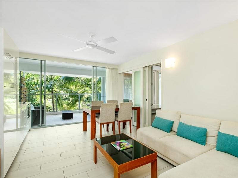 2204/2-22 Veivers  Road, Palm Cove QLD 4879