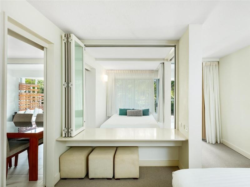 2204/2-22 Veivers  Road, Palm Cove QLD 4879