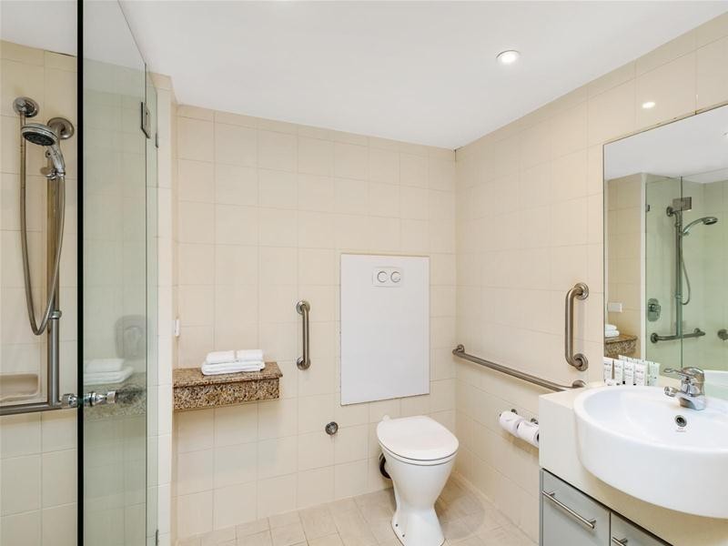 2204/2-22 Veivers  Road, Palm Cove QLD 4879