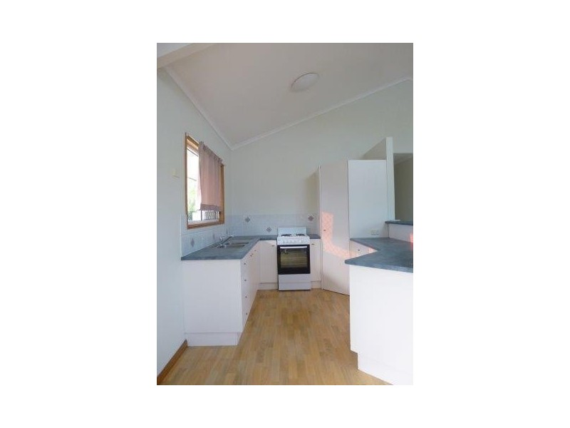 1 Kirsten Close, Woree QLD 4868