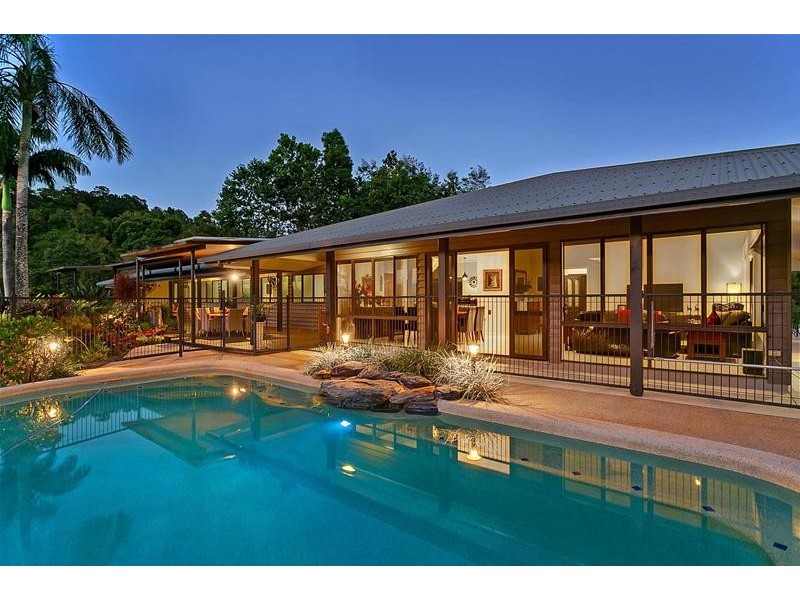 5 Dove Court, Bayview Heights QLD 4868