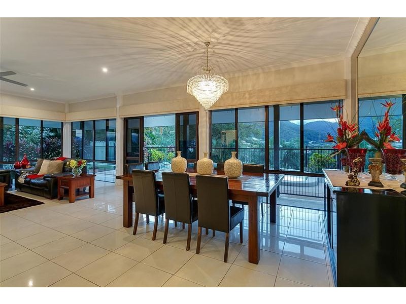 5 Dove Court, Bayview Heights QLD 4868