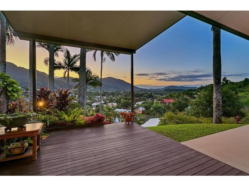 5 Dove Court, Bayview Heights QLD 4868