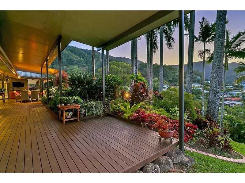 5 Dove Court, Bayview Heights QLD 4868