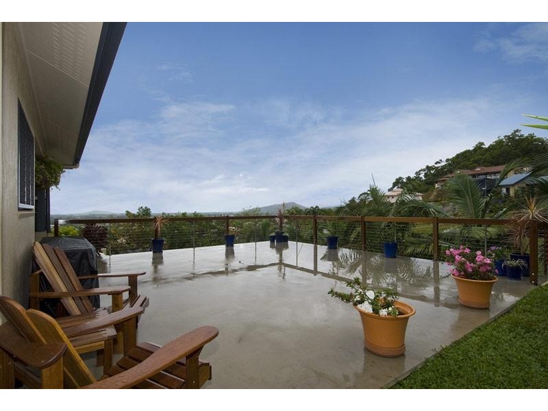 Bentley Park QLD 4869