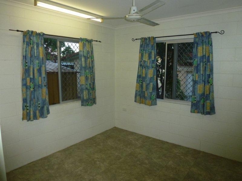 13 Sheehy Street, White Rock QLD 4868