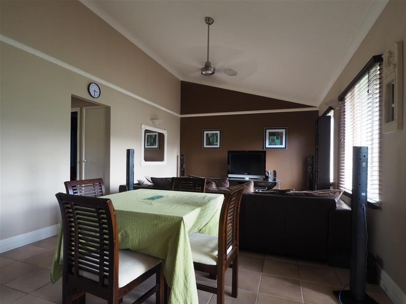 15/2 Chester Court, Manunda QLD 4870