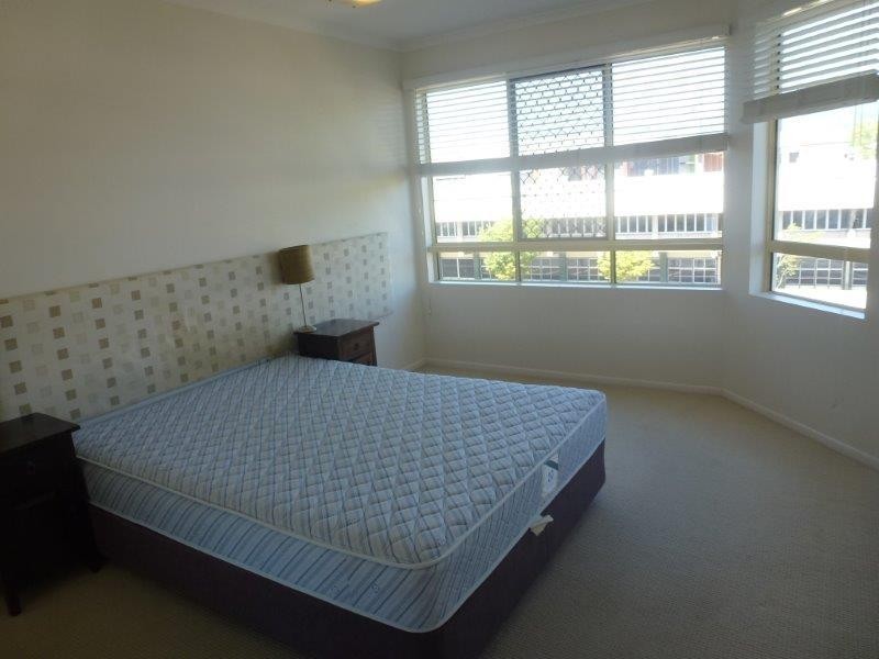 12B/210 Grafton  Street, Cairns North QLD 4870