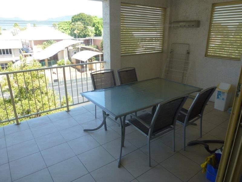 12B/210 Grafton  Street, Cairns North QLD 4870