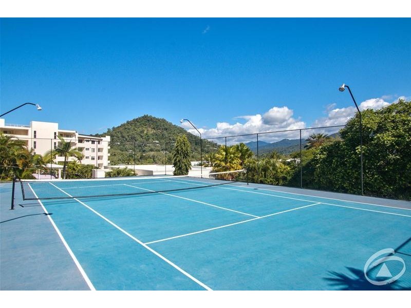 104/92-94 Moore Street, Trinity Beach QLD 4879