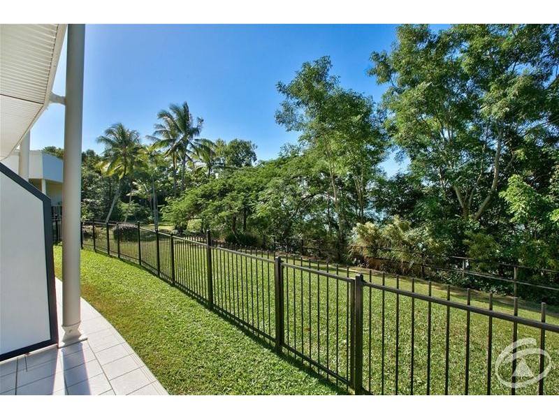 104/92-94 Moore Street, Trinity Beach QLD 4879