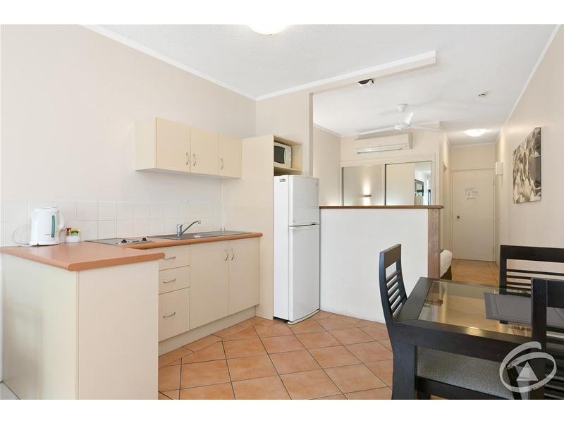 104/92-94 Moore Street, Trinity Beach QLD 4879