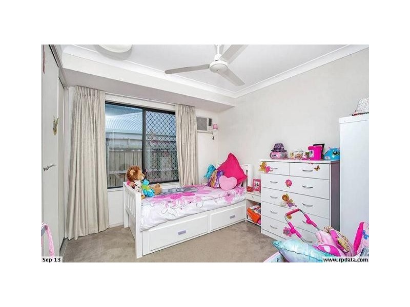 14 Taffles Street, Redlynch QLD 4870