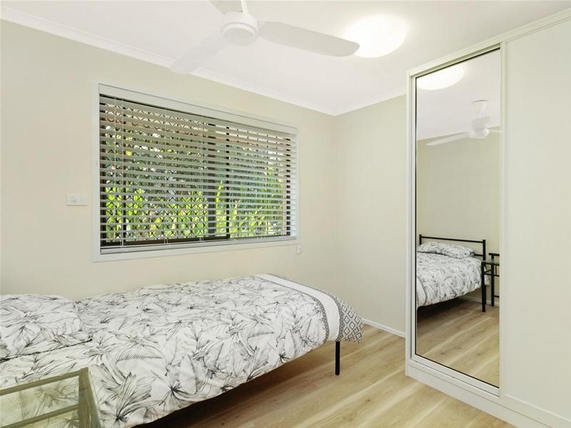 6 Grevillea Street, Mooroobool QLD 4870