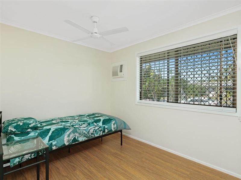 6 Grevillea Street, Mooroobool QLD 4870