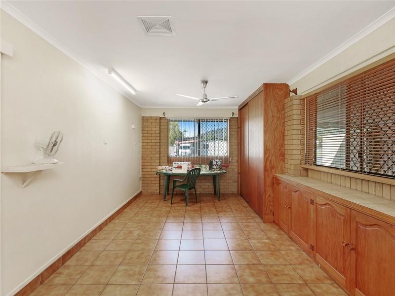 6 Grevillea Street, Mooroobool QLD 4870