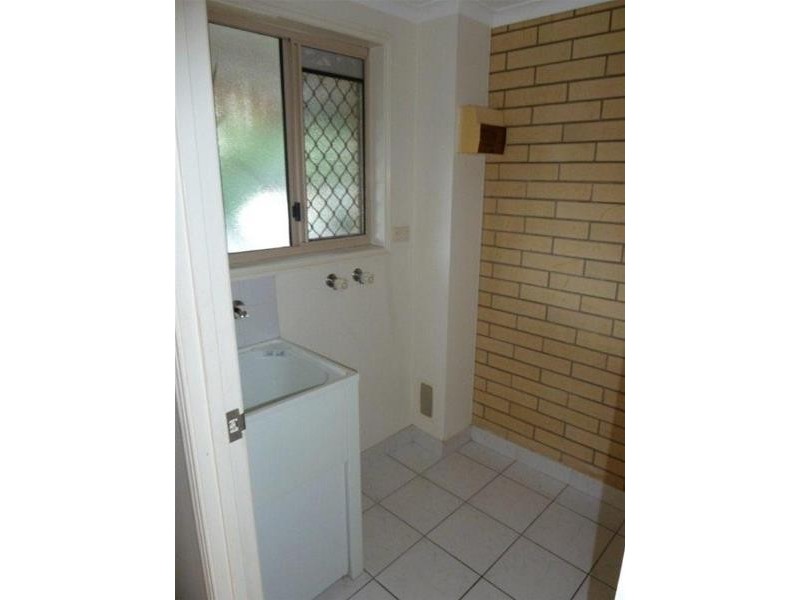 8/5 Grantala Street, Manoora QLD 4870