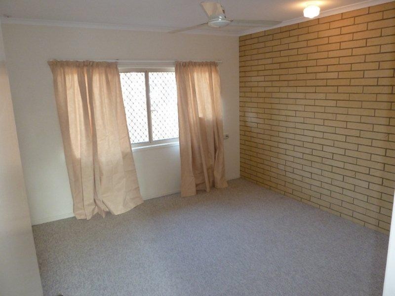 8/5 Grantala Street, Manoora QLD 4870