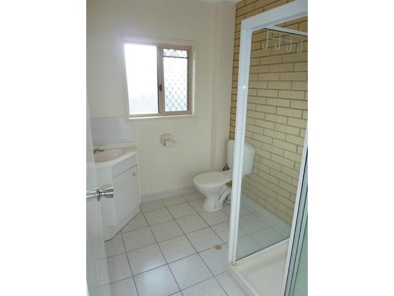 8/5 Grantala Street, Manoora QLD 4870