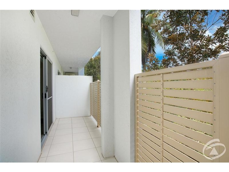 2/9-11 McLean Street, Cairns North QLD 4870