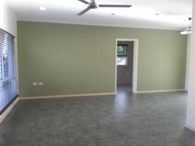 Bentley Park QLD 4869