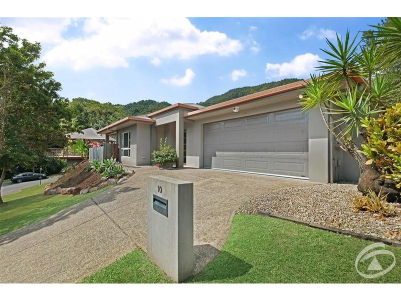 10 McColl Close, Redlynch QLD 4870