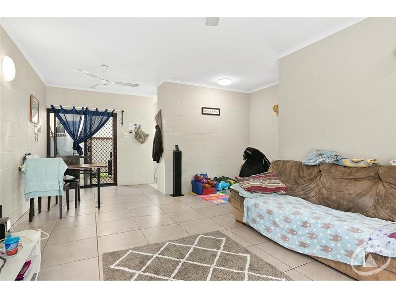 1-4/39 Mintaro Crescent, Woree QLD 4868