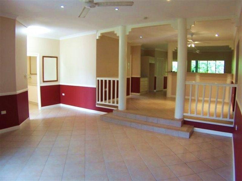 246 Robert Road, Bentley Park QLD 4869