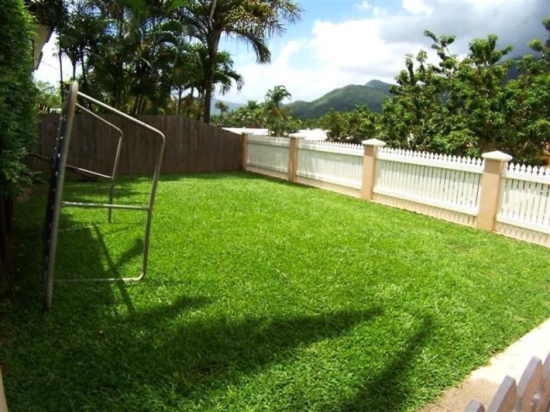 246 Robert Road, Bentley Park QLD 4869