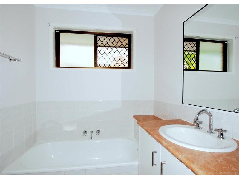 4 Miltonia Street, Edmonton QLD 4869