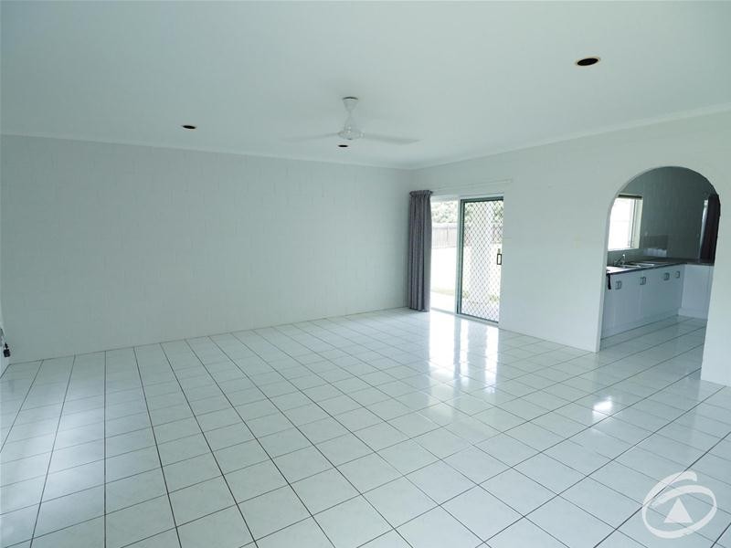 10 Mangano Close, Brinsmead QLD 4870