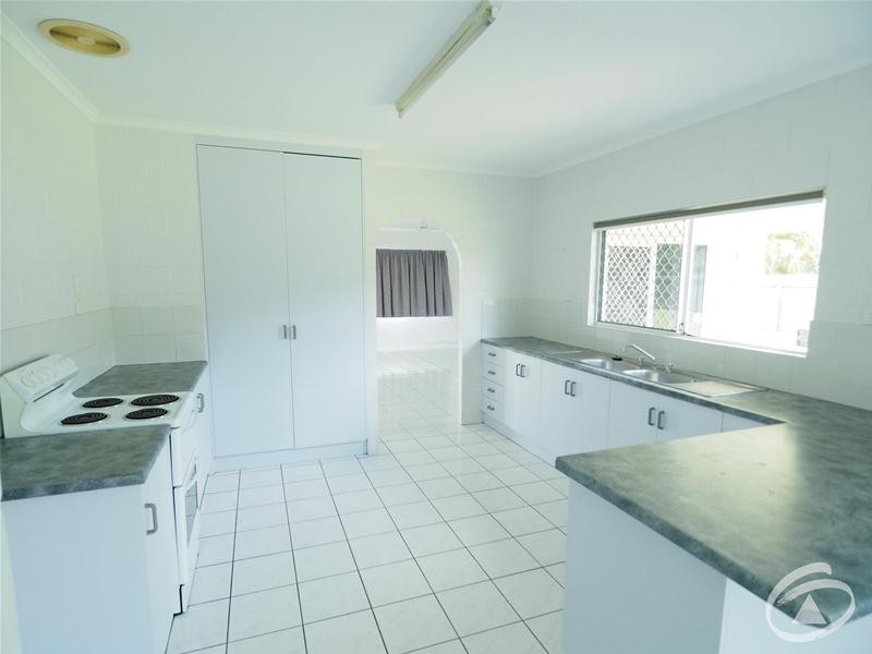 10 Mangano Close, Brinsmead QLD 4870
