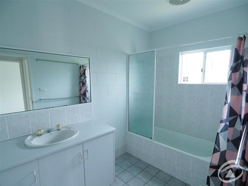 10 Mangano Close, Brinsmead QLD 4870