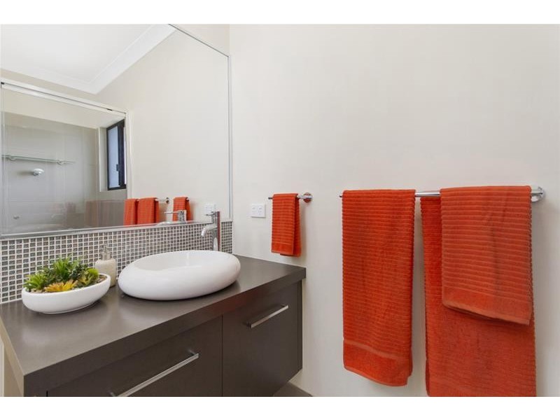 46-48 The Peak Road, Brinsmead QLD 4870