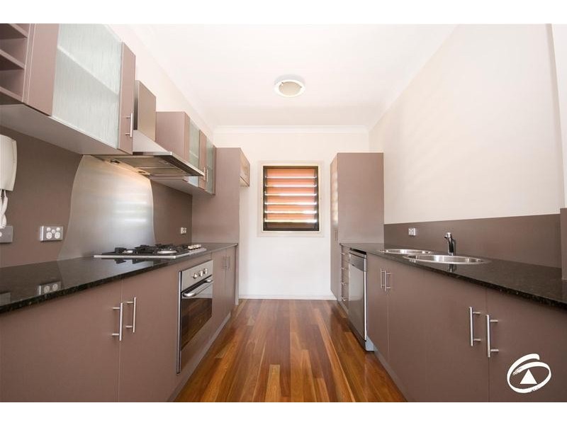 8/378 McLeod Street, Cairns North QLD 4870