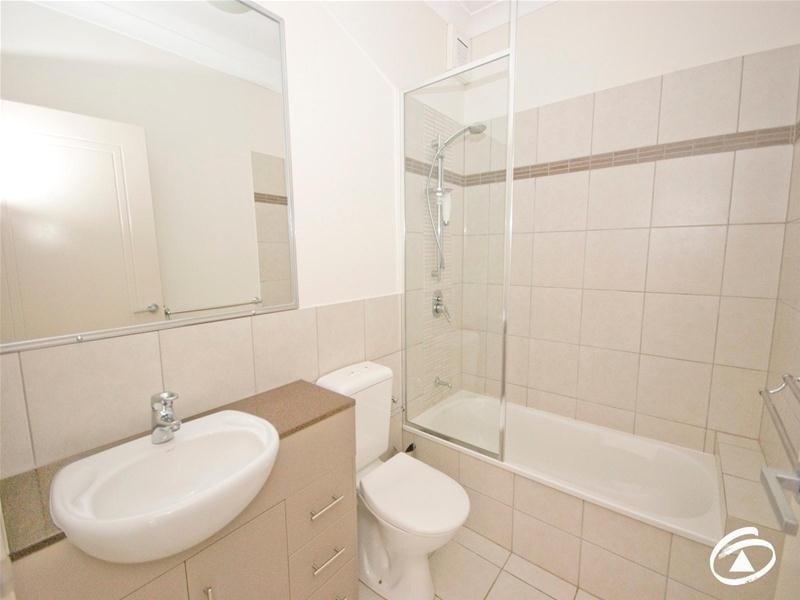 8/378 McLeod Street, Cairns North QLD 4870