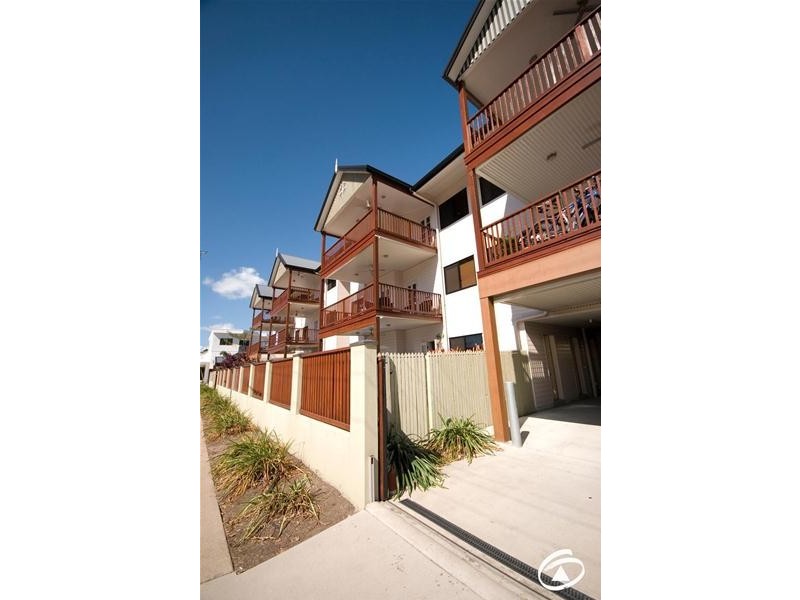 8/378 McLeod Street, Cairns North QLD 4870