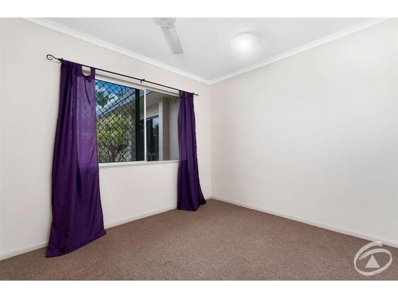 1/61 Hayward Street, Mooroobool QLD 4870