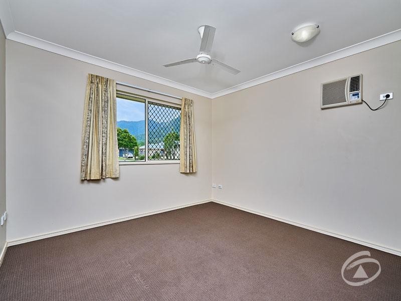 8 Mayne Street, Bentley Park QLD 4869