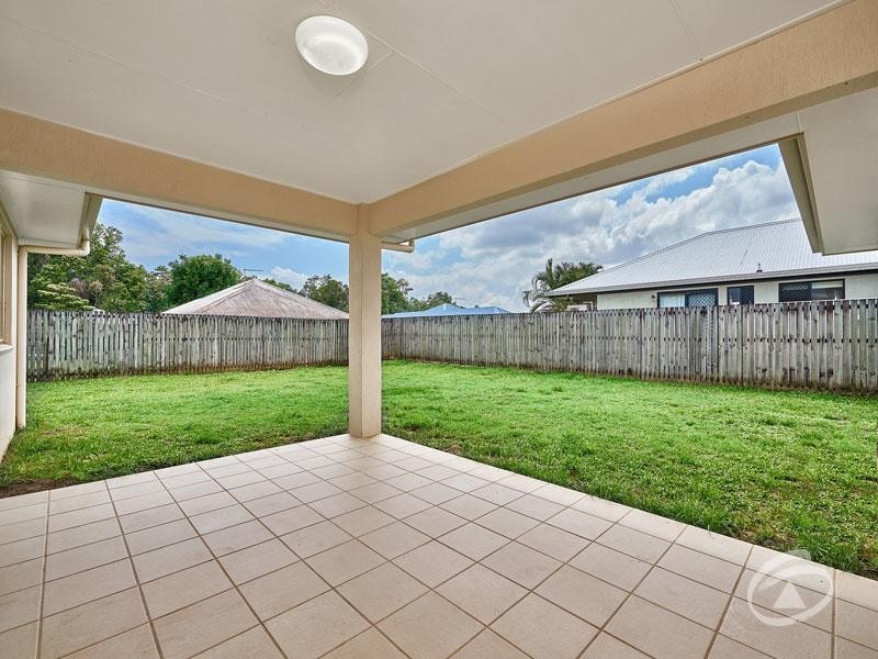 8 Mayne Street, Bentley Park QLD 4869