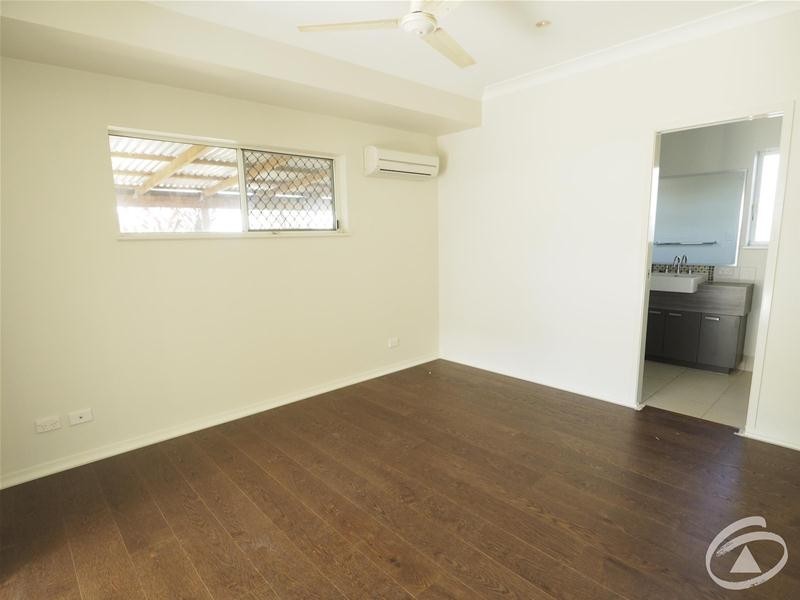 38 Charnley  Street, Bentley Park QLD 4869