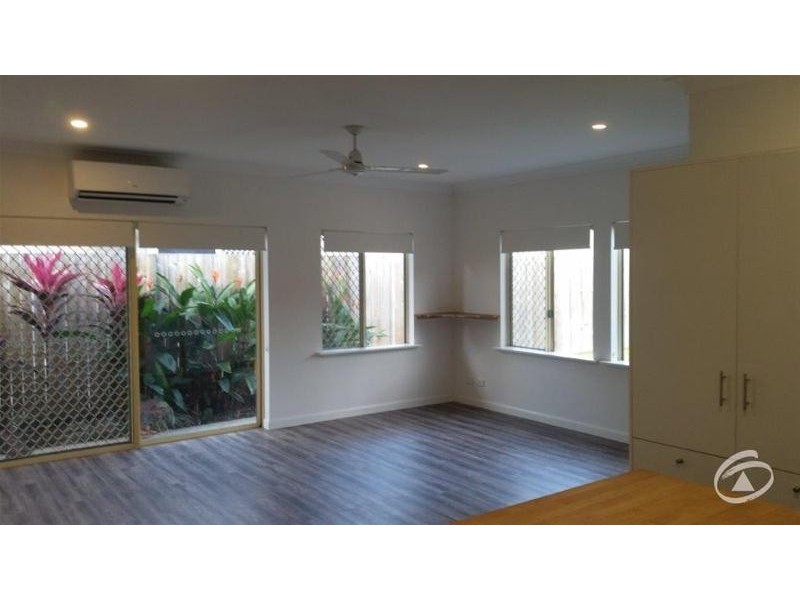 14 Carbine  Close, Smithfield QLD 4878