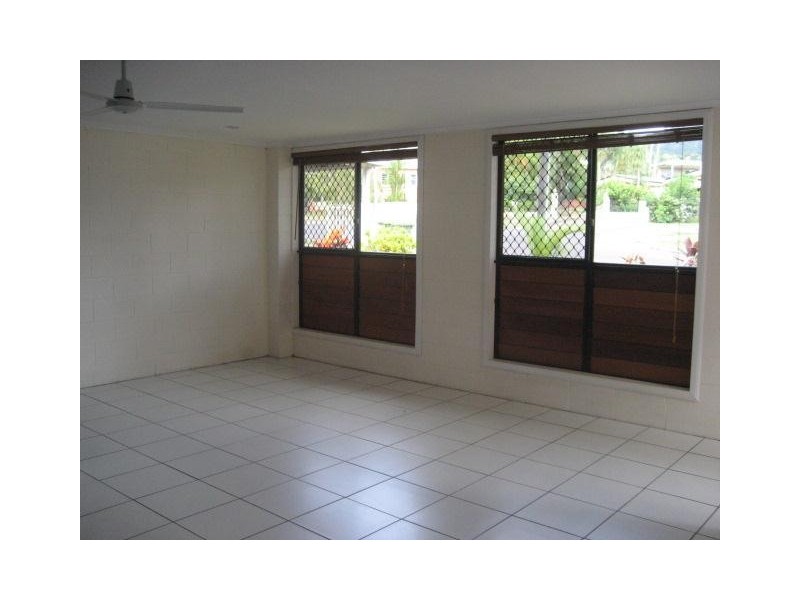 5 Fiesta Close, Bayview Heights QLD 4868