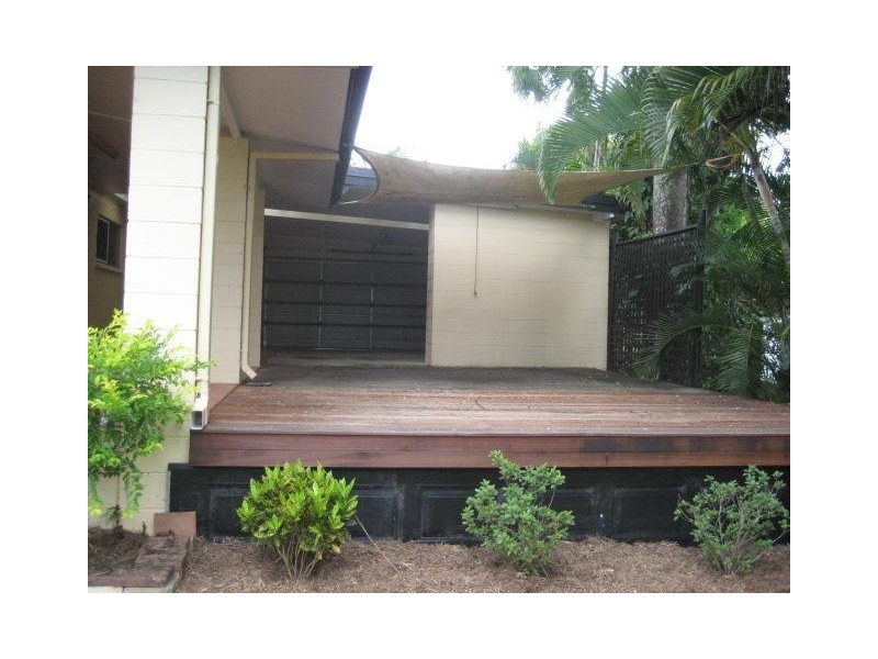 5 Fiesta Close, Bayview Heights QLD 4868