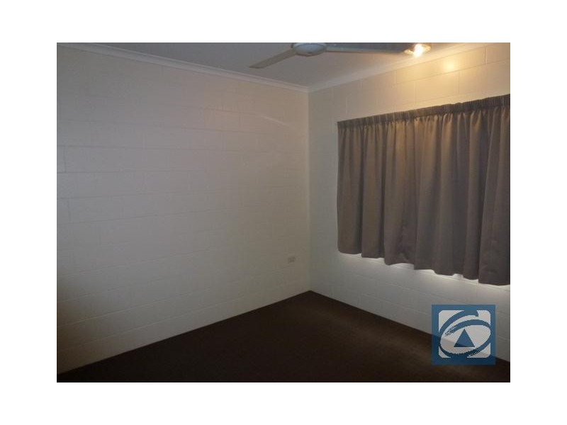 8 Mangano Close, Brinsmead QLD 4870