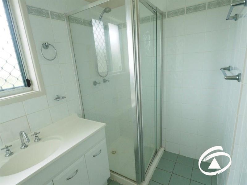 11 Rollinia Close, Manoora QLD 4870