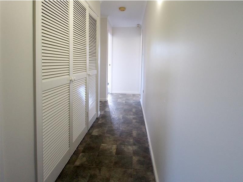 11 Maina Street, Woree QLD 4868