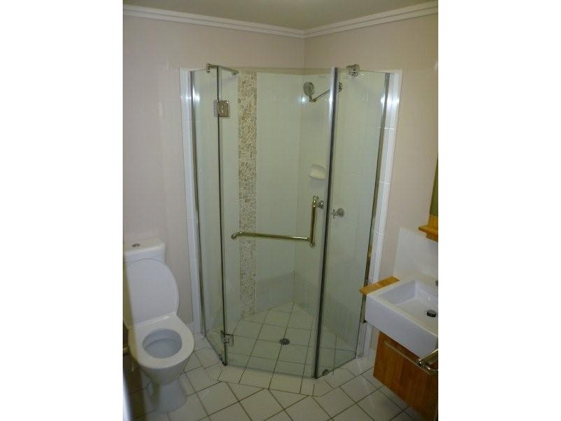 102/1 Maytown Close, Manoora QLD 4870