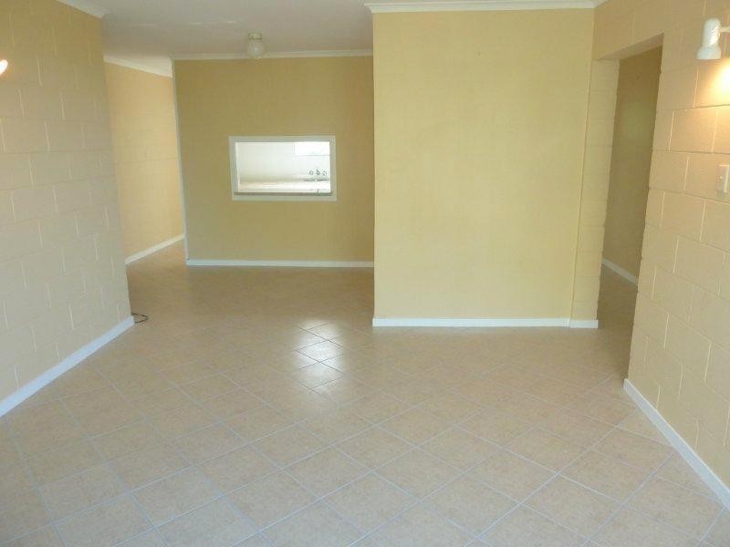 Holloways Beach QLD 4878