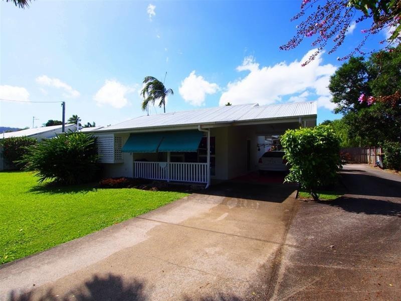 4/12-14 Ireland Crescent, Whitfield QLD 4870